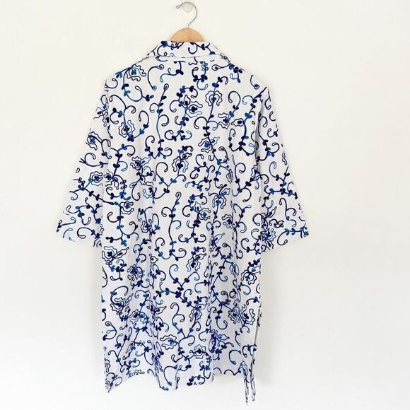 April Cornell Women’s White Blue Embroidered Long Line Knot Toggle Closure Jacke - Picture 3 of 7